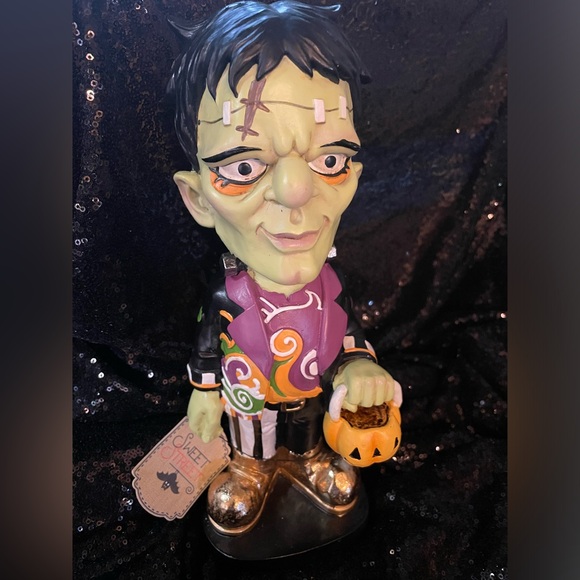 SWEET STREET NWT Halloween Frankenstein and Bride Statue Decor - Picture 3 of 9